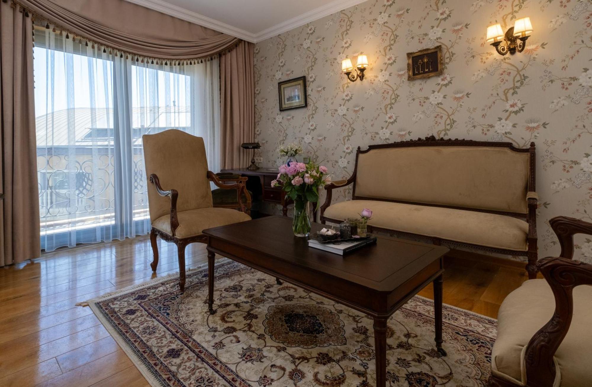 Villa Augusto Boutique Hotel & Spa โคนัคคลึ ภายนอก รูปภาพ